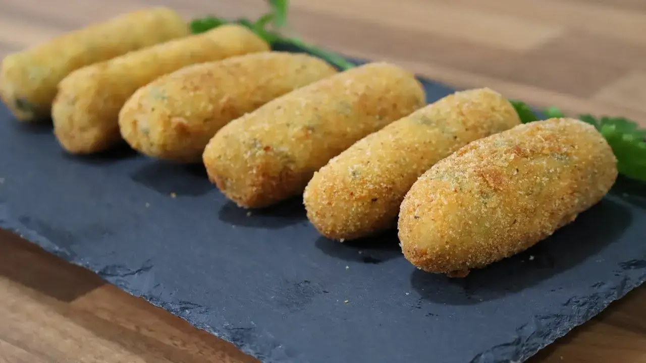 Croquetes de Atum Caseiros para Servir como Entrada ou Petisco