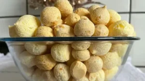 Pipoquinha de Queijo Crocante para Lanche e Café