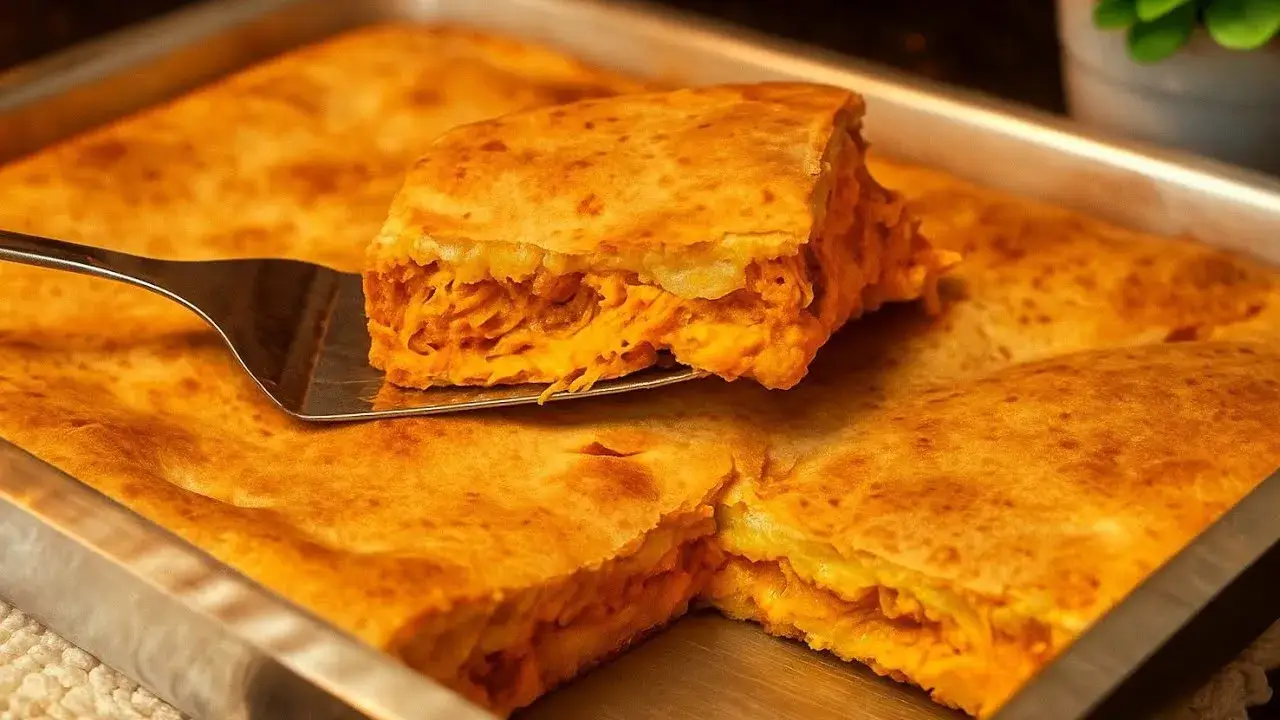 Torta de Frango Cremosa de Liquidificador para o Dia a Dia