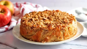 Torta de Maçã Sem Açúcar com Pouca Massa e Muitas Maçãs
