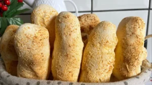 Biscoito com Flocão de Milho e Crostinha de Queijo: Receita Fácil e Saborosa