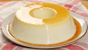 Pudim de Maria Mole com Coco e Calda de Caramelo
