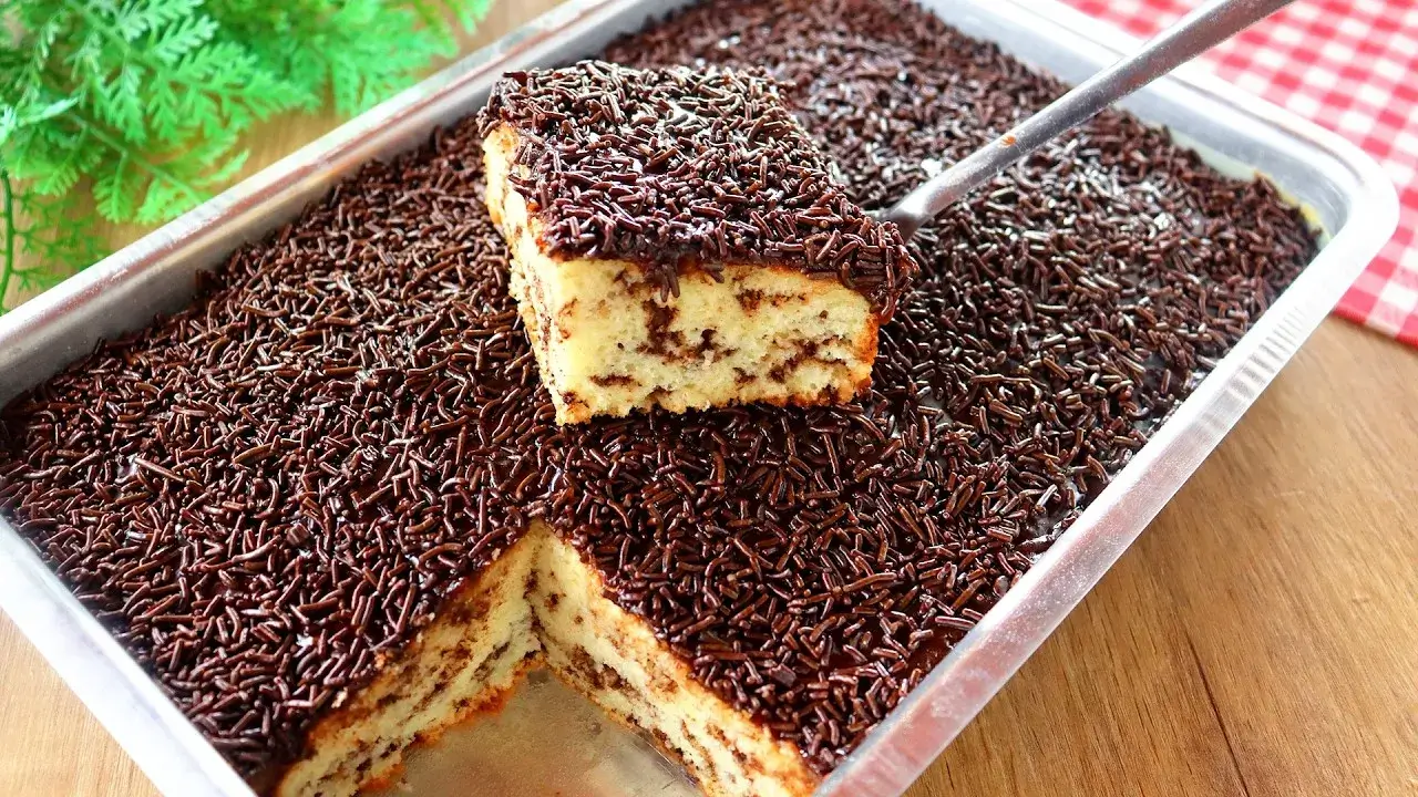 Bolo Formigueiro Fofinho com Cobertura de Chocolate