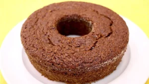 Bolo de Banana Integral úmido e fofinho feito com aveia