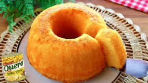 Bolo de Milho de Latinha no Liquidificador Fácil e Bem Molhadinho