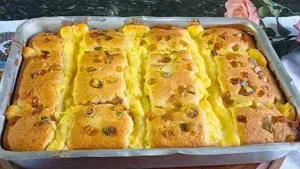 Bolotone com Creme e Frutas Cristalizadas: Bolo Amanteigado Especial para o Natal