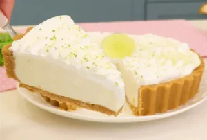 Torta de Limão com Mousse Cremosa e Base Macia