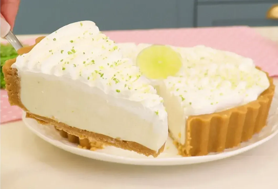 Torta de Limão com Mousse Cremosa e Base Macia