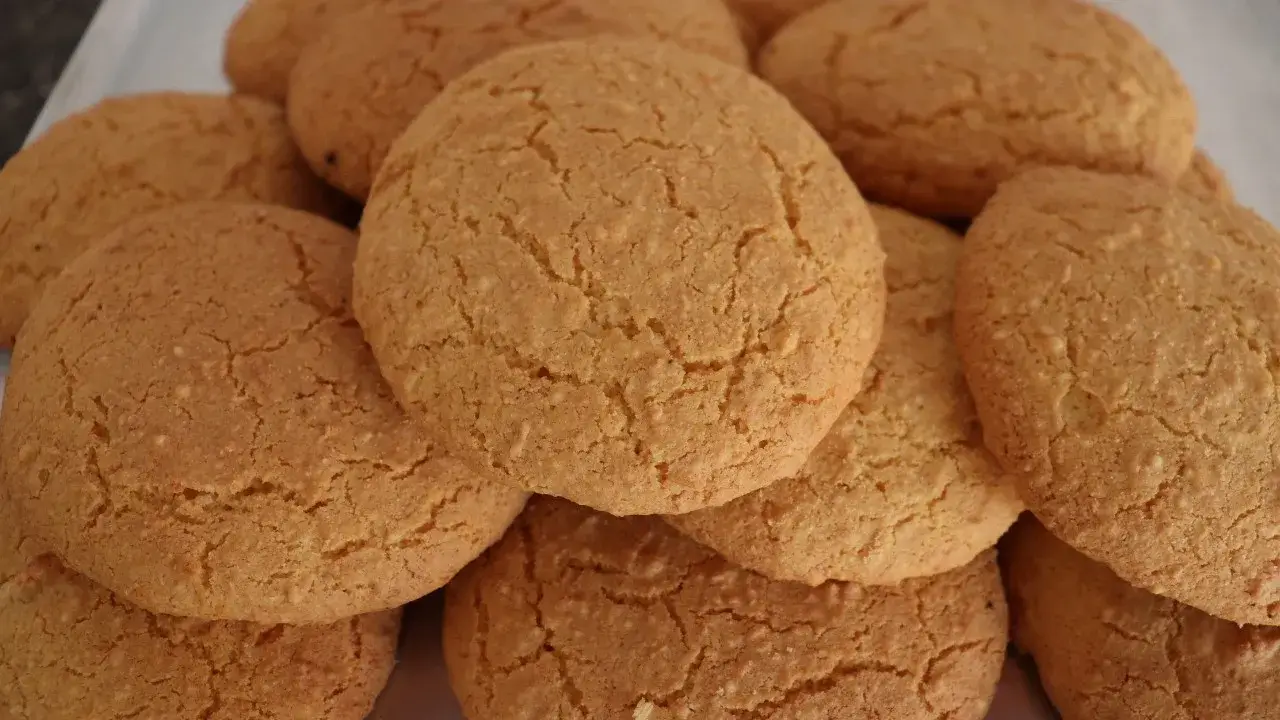 Bolacha de Flocão de Milho sem Trigo fácil para servir com café ou chá