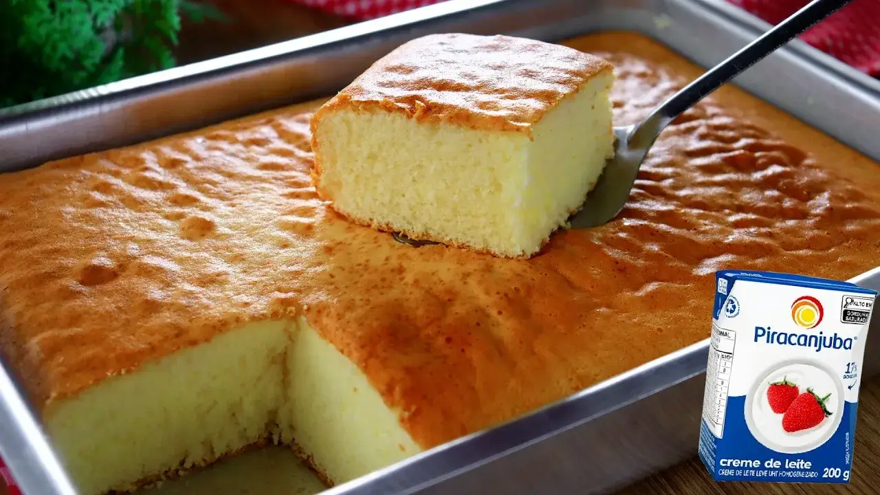 Bolo de Creme de Leite Sem Farinha Fofinho e Fácil para o Café