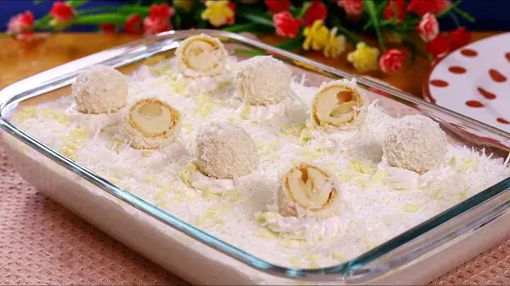 Mousse de Coco com Chocolate Branco Cremosa e Fácil para Sobremesa Gelada