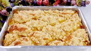 Bolo Cuca com Creme de Limão: Receita Fácil com Recheio Cremoso e Farofa Crocante