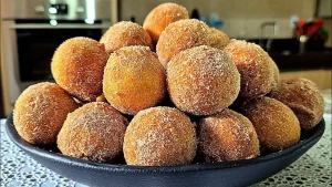 Bolinho de Chuva com Limão para Deixar o Café da Tarde Ainda Mais Gostoso