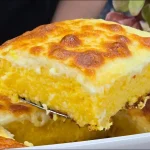 Bolo de Milho Cremoso com Queijo para Servir com Café e Festa Junina