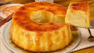 O pudim de pão é uma ótima opção para aproveitar aqueles pães amanhecidos que ficam...
