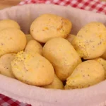 Pão de Queijo Saudável: Fácil de Fazer, Macio por Dentro e com Casquinha Crocante
