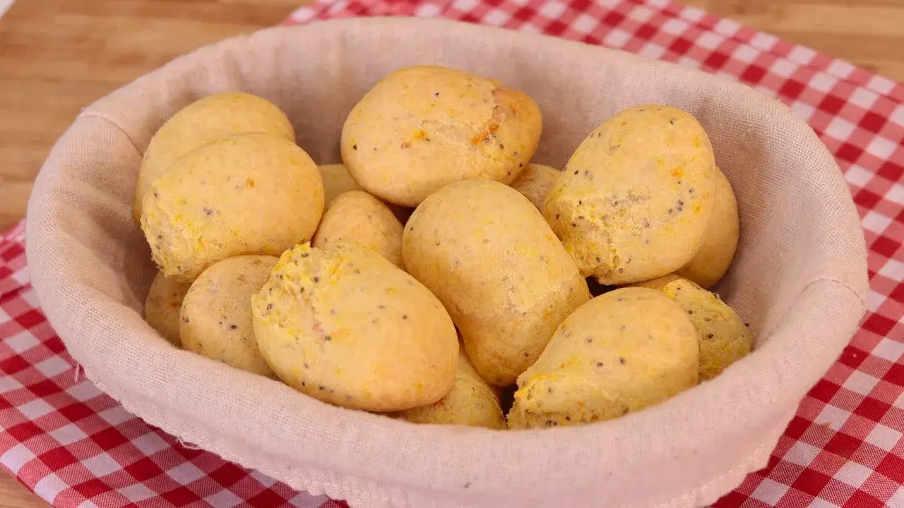 Pão de Queijo Saudável: Fácil de Fazer, Macio por Dentro e com Casquinha Crocante